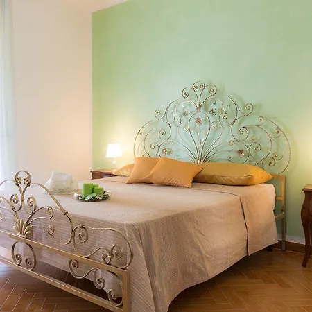 Bed & Breakfast Miracapri 4*